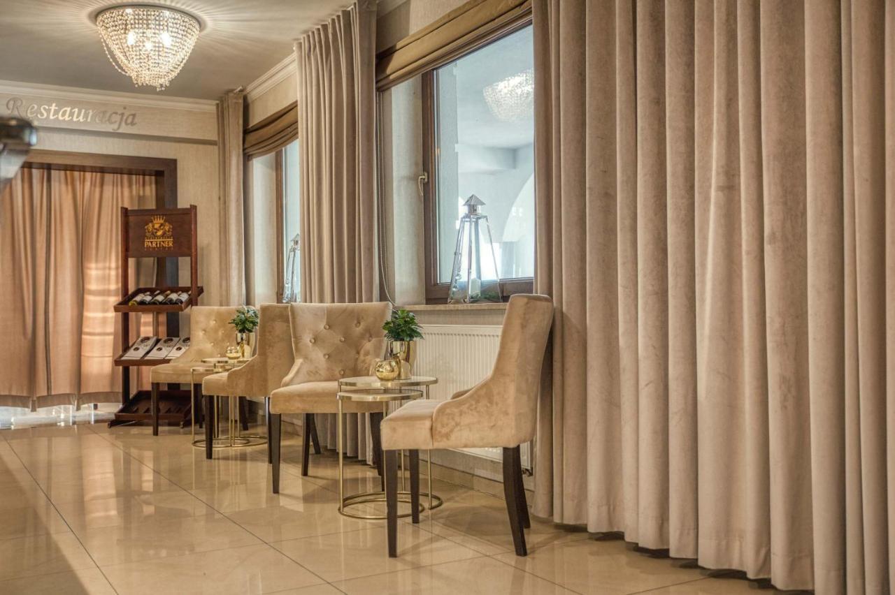 Hotel & Spa Bialy Dom Preiswitz Exterior foto