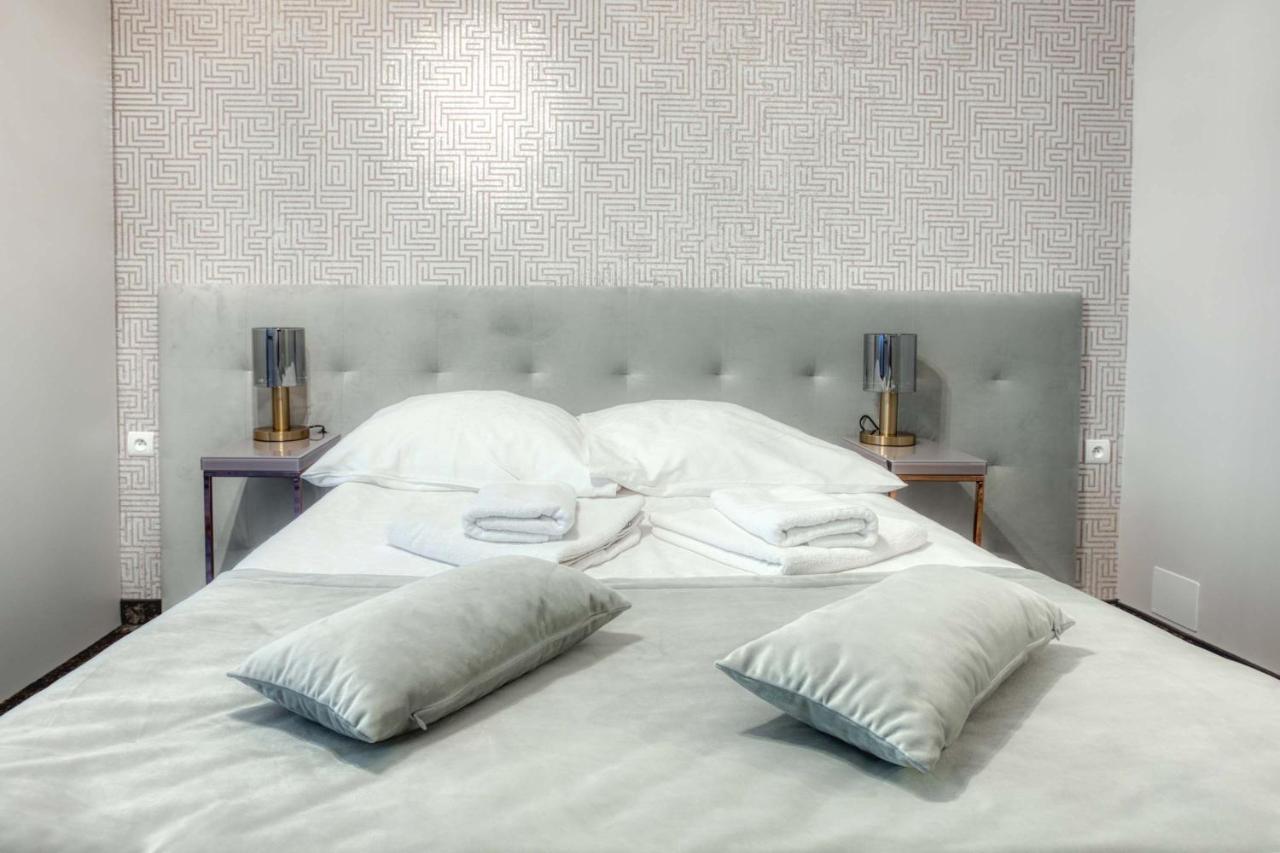 Hotel & Spa Bialy Dom Preiswitz Exterior foto