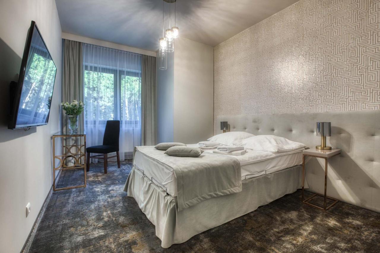 Hotel & Spa Bialy Dom Preiswitz Exterior foto