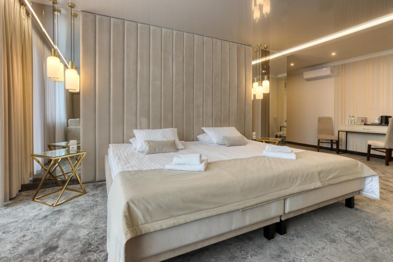 Hotel & Spa Bialy Dom Preiswitz Exterior foto