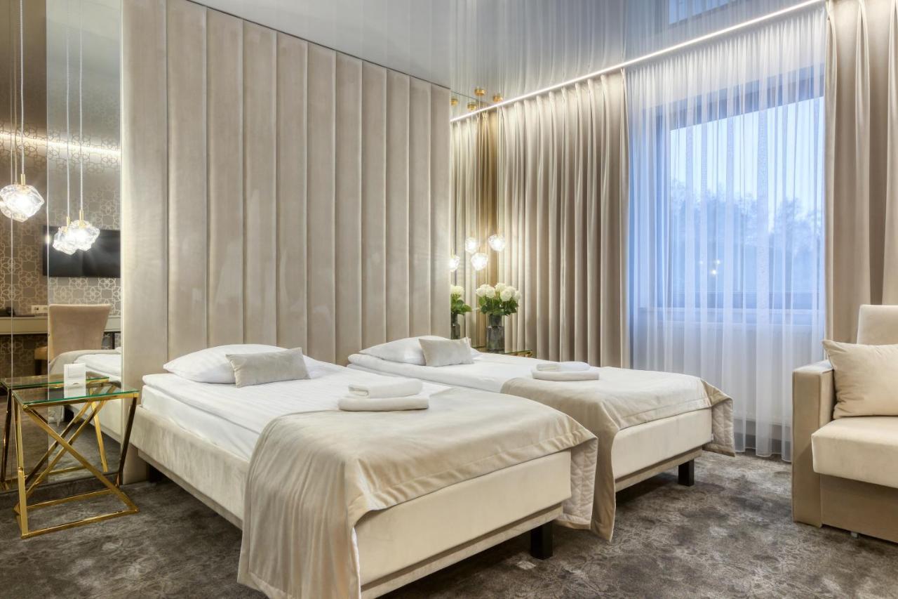 Hotel & Spa Bialy Dom Preiswitz Exterior foto