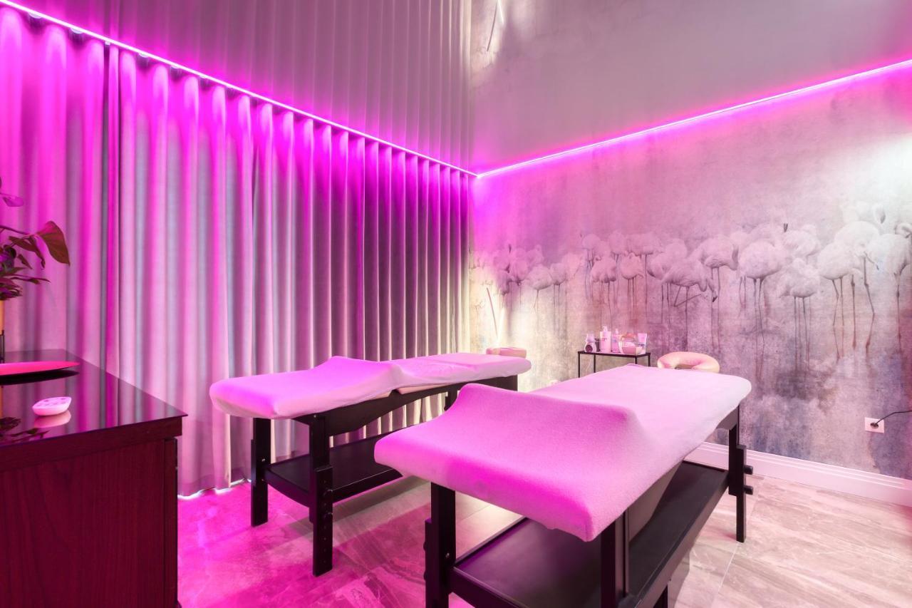 Hotel & Spa Bialy Dom Preiswitz Exterior foto